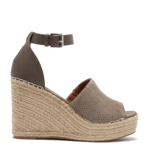Steve Madden Shoes - Steve Madden Josey Espadrilles Sandal 8